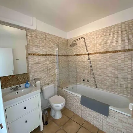 2 Pieces De Charme Climatise Apartment